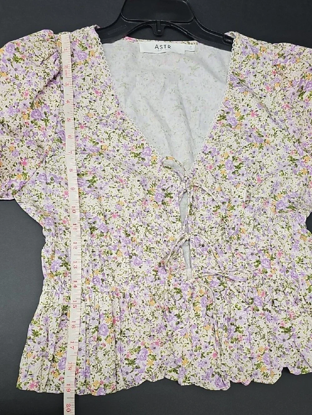 Astr Floral Tie-Front Peplum Top Size M